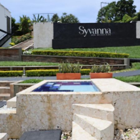 Hotel Syvanna Wellness And Spa Cerritos エクステリア 写真