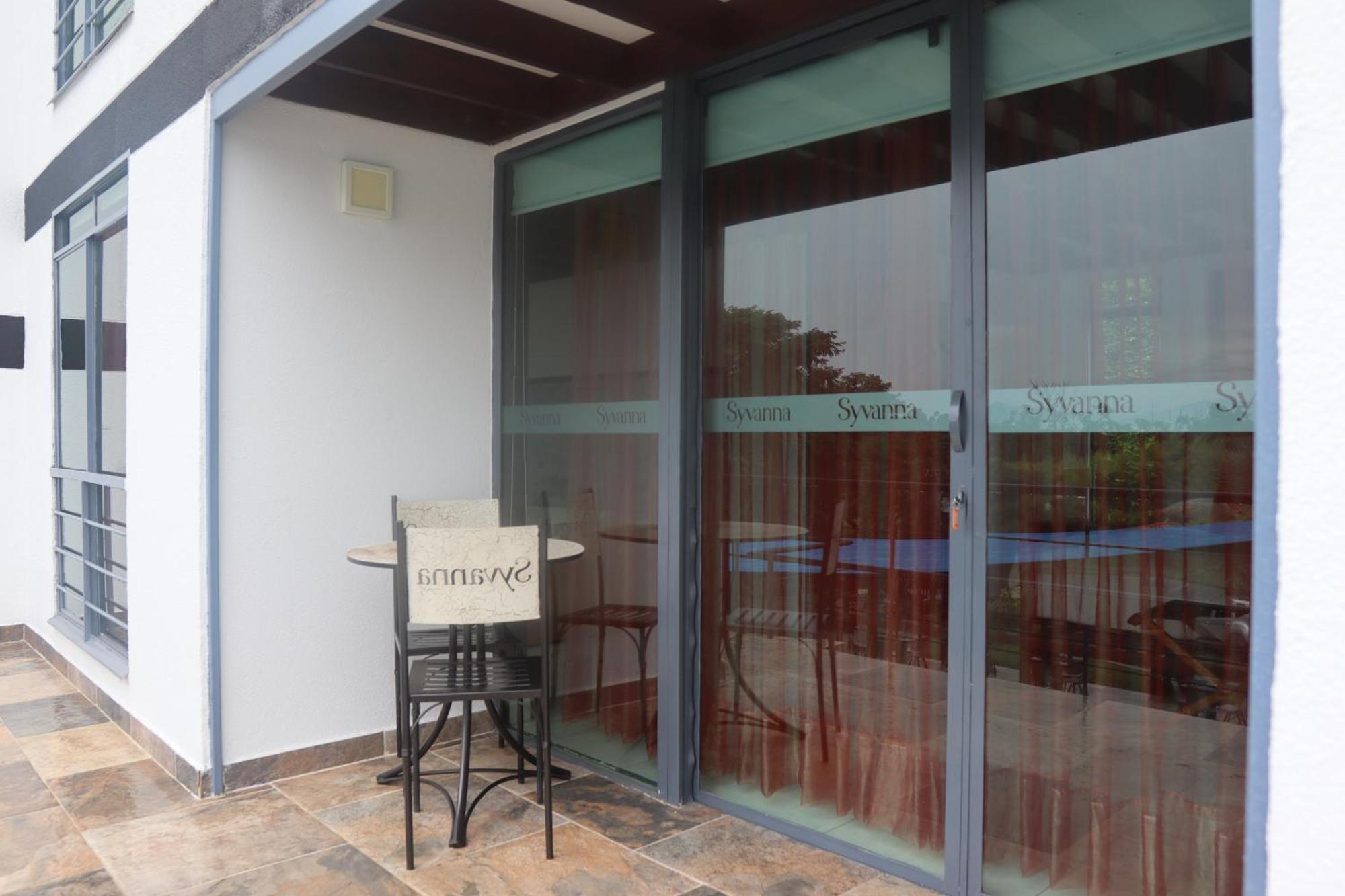 Hotel Syvanna Wellness And Spa Cerritos エクステリア 写真