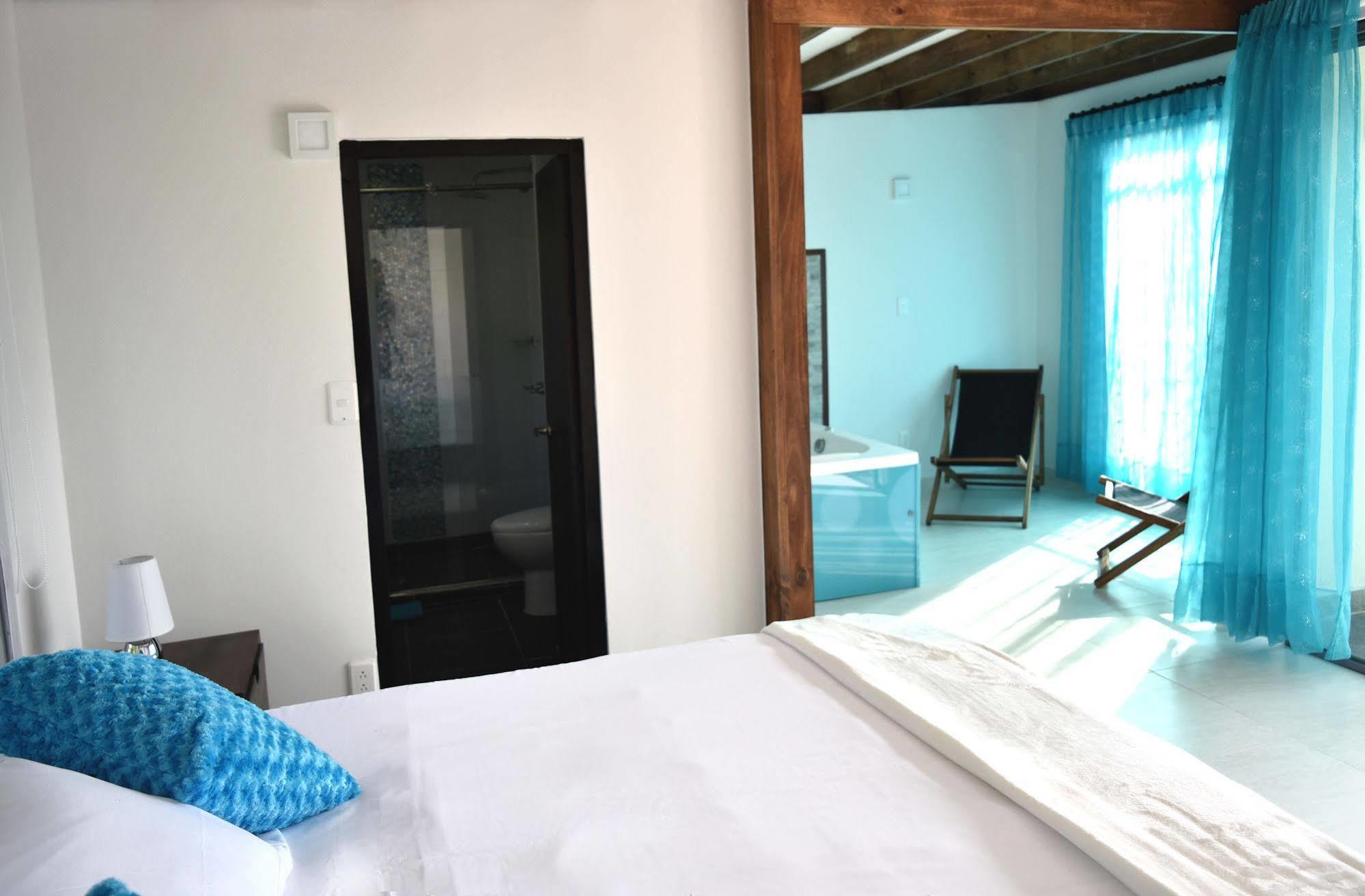 Hotel Syvanna Wellness And Spa Cerritos エクステリア 写真