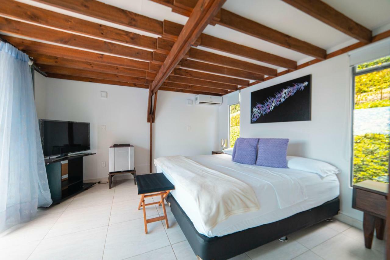 Hotel Syvanna Wellness And Spa Cerritos エクステリア 写真